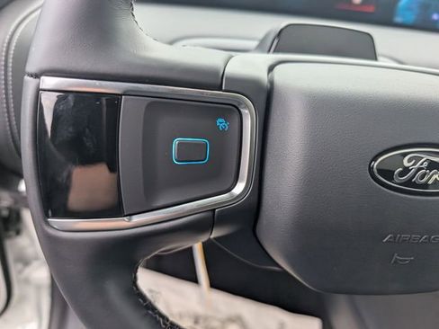 New 2026 Ford Expedition Max Platinum w/ Stealth Appearance Package AWD/4WD image 18