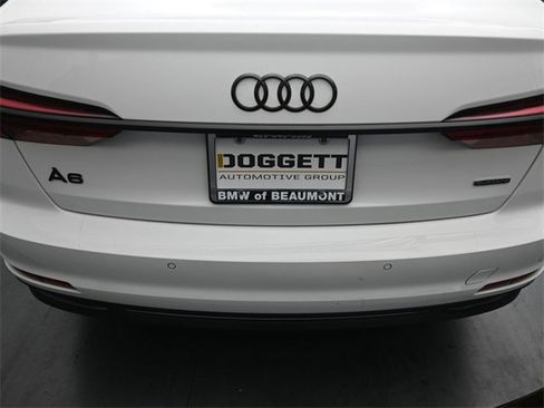 Used 2022 Audi A6 2.0T Premium image 12