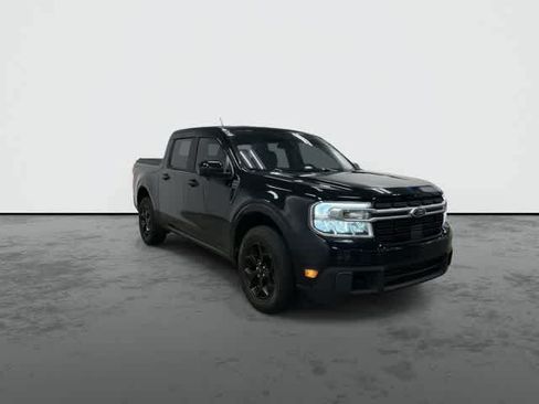 Used 2024 Ford Maverick Lariat w/ FX4 Off-Road Package AWD/4WD image 6