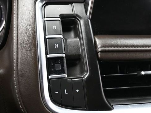 Used 2021 Chevrolet Tahoe LT image 21