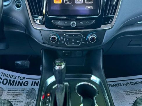 Used 2018 Chevrolet Traverse LT AWD/4WD image 21