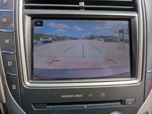 Used 2016 Lincoln MKX Reserve image 31