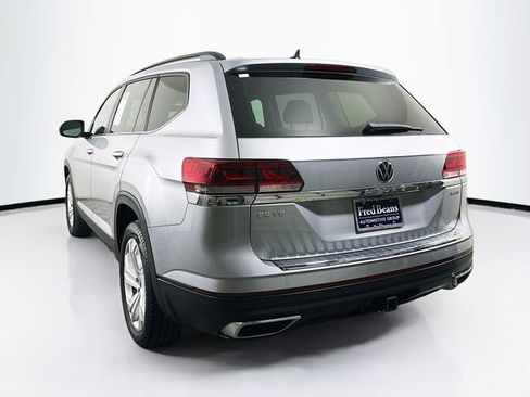 Used 2023 Volkswagen Atlas SE w/ Panoramic Sunroof Package image 7