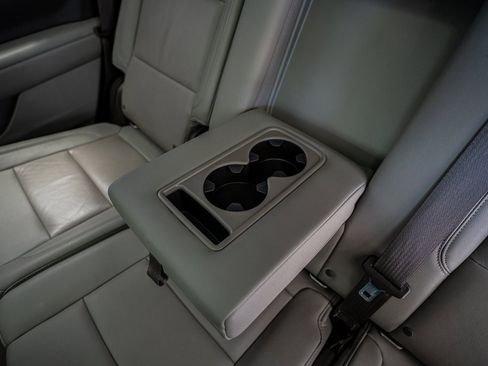 Used 2021 Chevrolet Tahoe Z71 w/ Luxury Package image 59