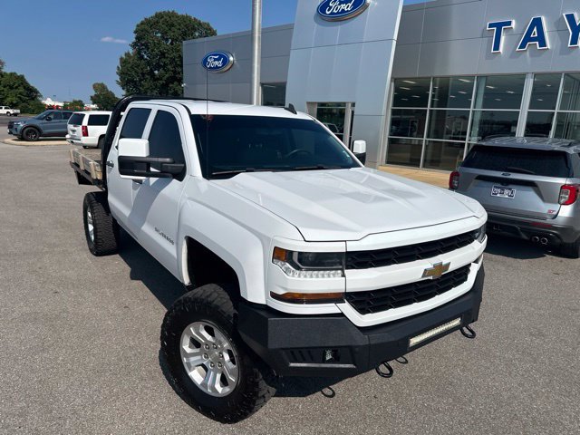 Used 2018 Chevrolet Silverado 1500 Custom w/ Custom Value Package AWD/4WD image 6