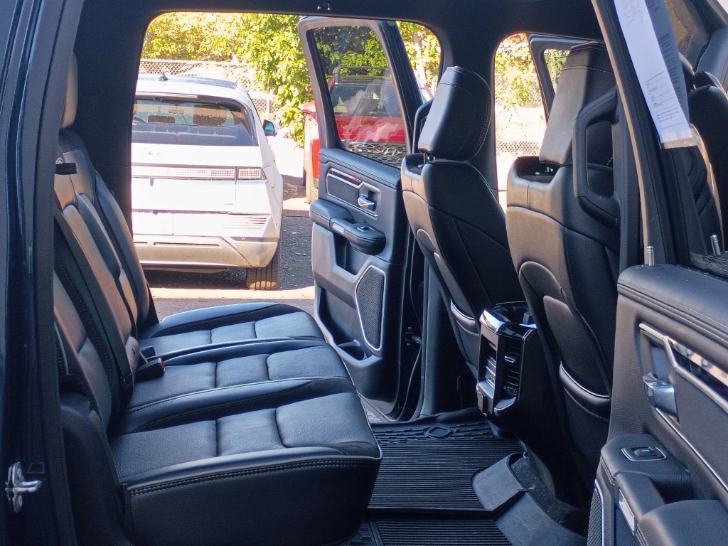 Used 2022 RAM 1500 Laramie w/ Sport Appearance Package AWD/4WD image 19