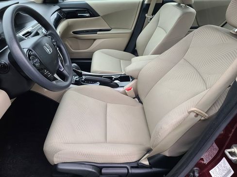 Used 2016 Honda Accord LX image 7
