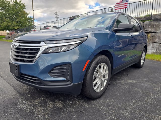 Used 2024 Chevrolet Equinox LS w/ LS Convenience Package FWD image 8