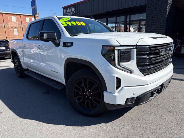 Used 2024 GMC Sierra 1500 Elevation w/ Elevation Premium Package AWD/4WD image 3