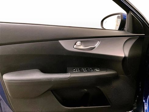 Used 2023 Kia Forte LXS w/ LXS Technology Package FWD image 22