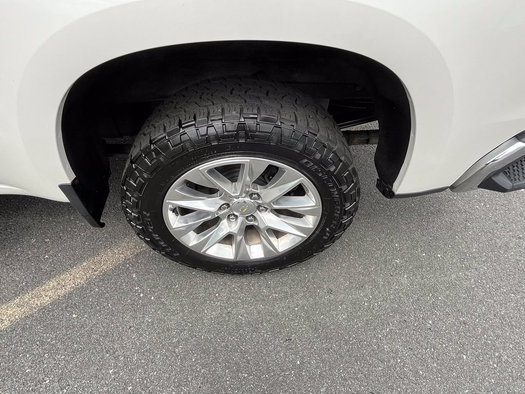 Used 2020 Chevrolet Silverado 1500 LTZ AWD/4WD image 6