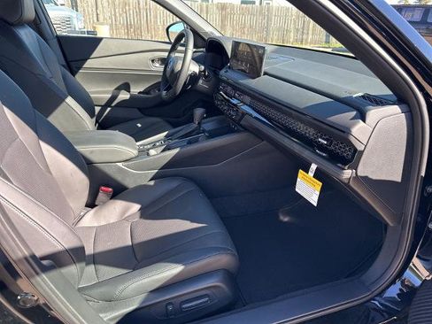 New 2025 Honda Accord Sport image 22