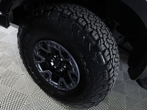 Used 2025 Ford F150 Raptor w/ Equipment Group 803A Raptor R AWD/4WD image 48