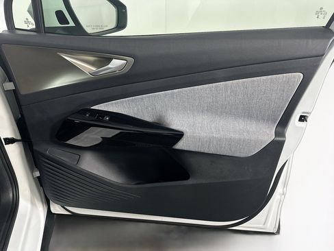 Used 2023 Volkswagen ID.4 Pro image 32