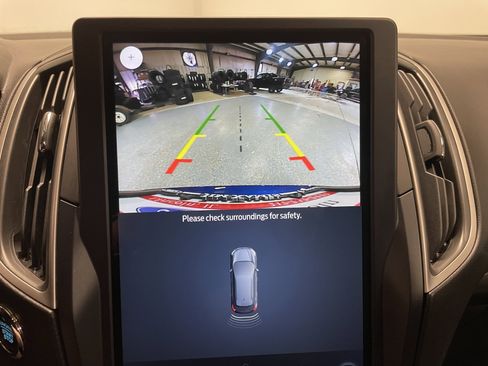 Used 2023 Ford Edge ST-Line image 12