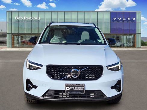 New 2026 Volvo XC40 B5 Plus w/ Protection Package Premier image 21