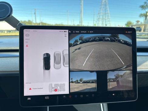 Used 2020 Tesla Model Y Long Range image 21