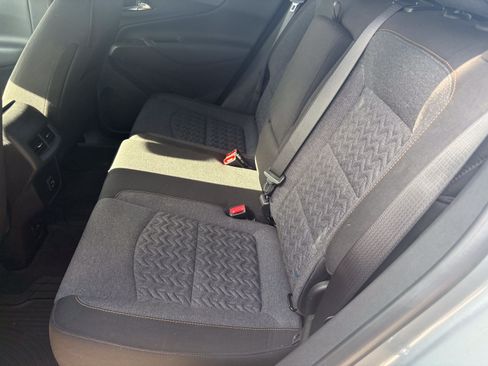 Used 2024 Chevrolet Equinox LT FWD image 9