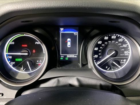 Used 2024 Toyota Camry SE FWD image 16