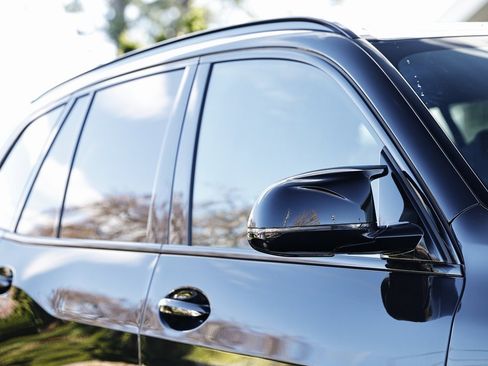 New 2026 BMW X5 M60i image 3