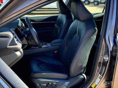 Used 2024 Toyota Camry XSE image 7