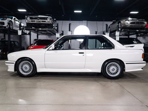 Used 1988 BMW M3 Coupe image 2