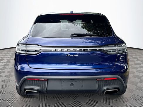 Used 2023 Porsche Macan image 7