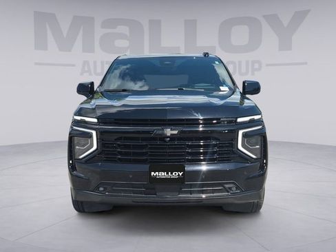 Certified 2025 Chevrolet Suburban RST w/ Advanced Technology Package AWD/4WD image 8