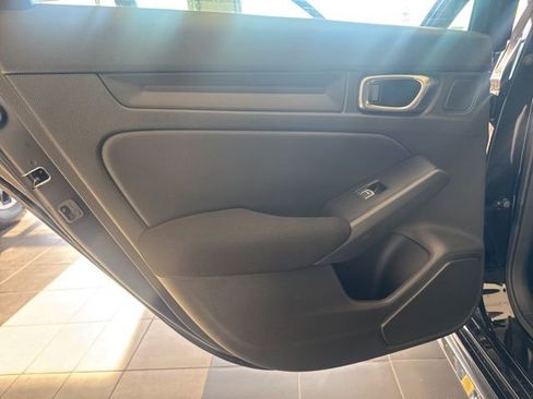 Used 2024 Honda Civic Sport image 12
