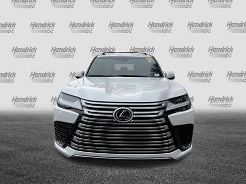 Used 2022 Lexus LX 600 4WD w/ Accessory Package (Z1) image 3
