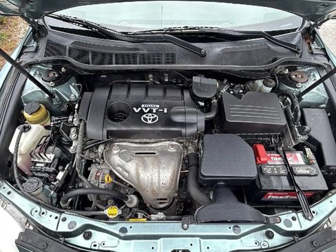 Used 2010 Toyota Camry LE FWD image 35