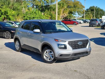 Certified 2023 Hyundai Venue SE w/ Cargo Package