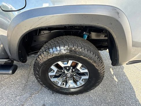 Used 2023 Toyota Tacoma TRD Off-Road w/ Black Out Package (TMS) AWD/4WD image 6