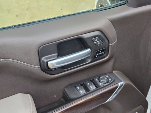 Certified 2020 GMC Sierra 1500 SLT image 12