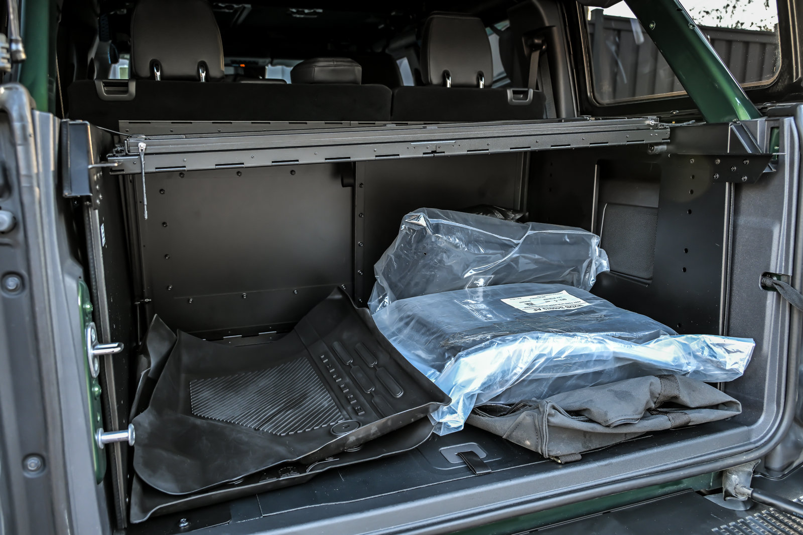 Used 2024 Ford Bronco Black Diamond AWD/4WD image 16