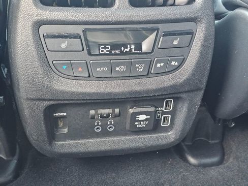 Used 2020 Honda Pilot Black Edition image 59