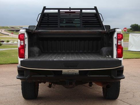 Used 2023 Chevrolet Silverado 2500 Custom w/ Custom Value Package AWD/4WD image 10