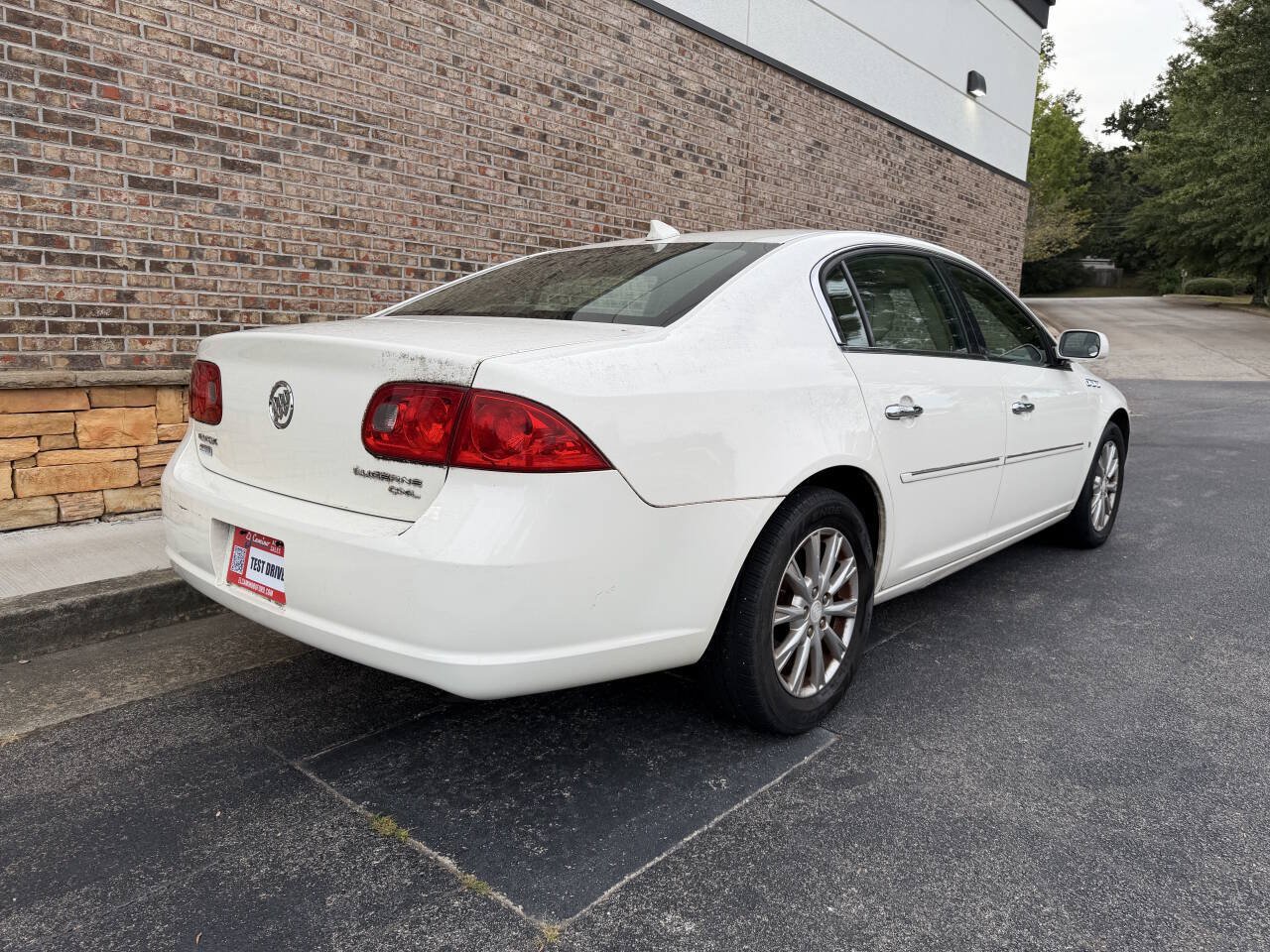 Used 2009 Buick Lucerne CXL FWD image 8
