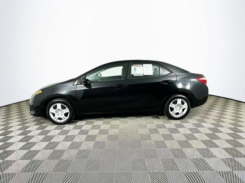 Used 2019 Toyota Corolla LE image 6