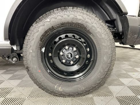 New 2026 Ford Bronco Big Bend w/ Black Diamond Package AWD/4WD image 10