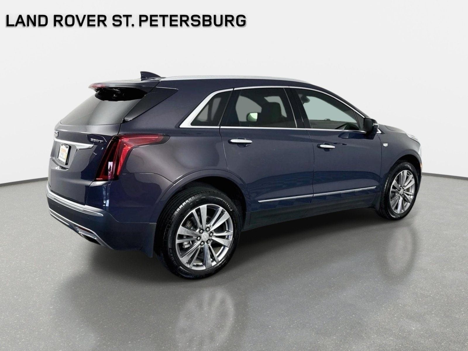 Used 2024 Cadillac XT5 Premium Luxury FWD image 5