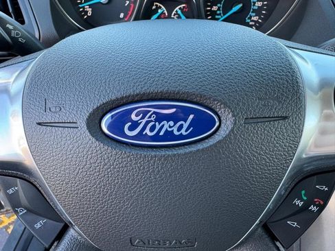 Used 2014 Ford Escape SE image 40