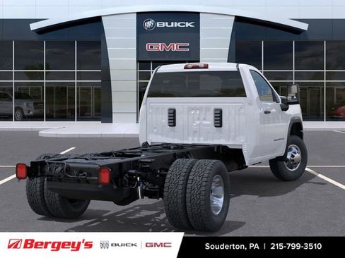 New 2026 GMC Sierra 3500 Pro w/ Convenience Package image 5