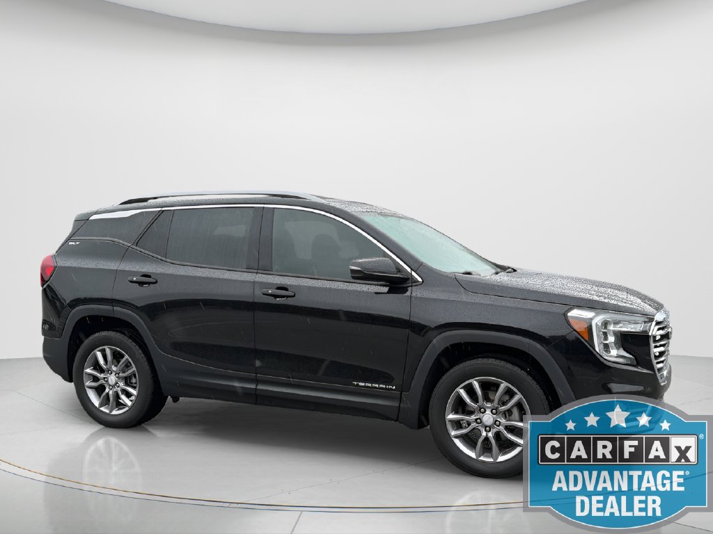Used 2024 GMC Terrain SLT w/ Tech Package AWD/4WD image 4