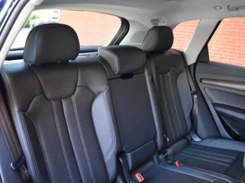 Used 2021 Audi Q5 Prestige w/ Prestige Package AWD/4WD image 16