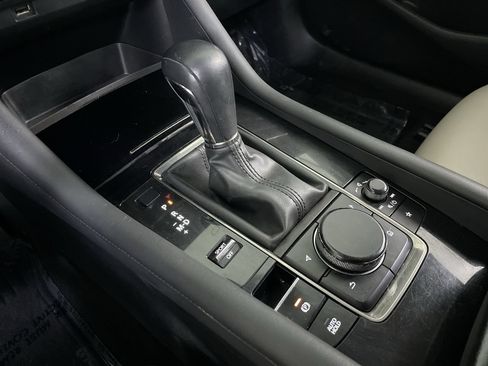 Used 2019 MAZDA MAZDA3 w/Select Pkg image 17