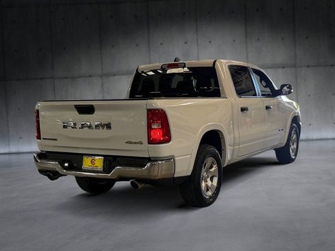 Used 2025 RAM 1500 Big Horn AWD/4WD image 5