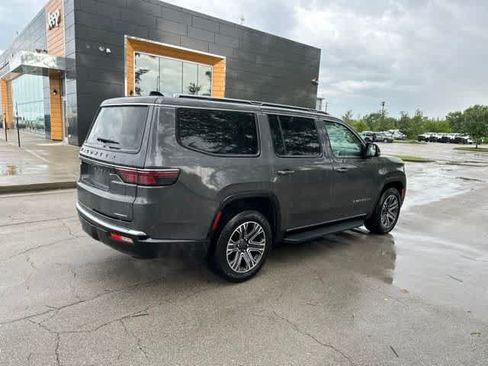 Certified 2024 Jeep Wagoneer Series II AWD/4WD image 20