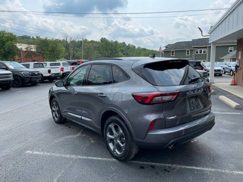 Certified 2024 Ford Escape ST-Line w/ Tech Pack #1 AWD/4WD image 7