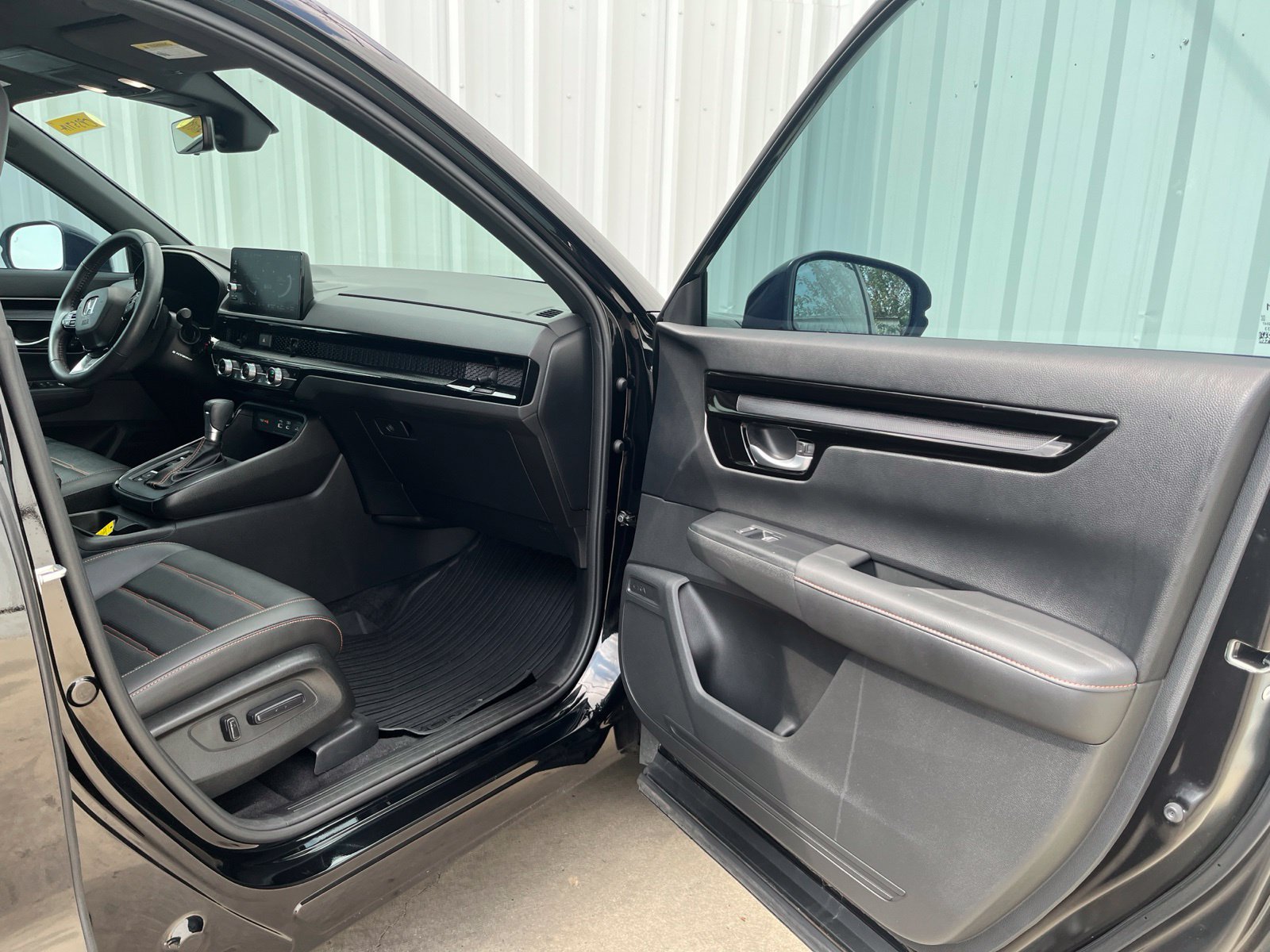 Used 2024 Honda CR-V Sport Touring image 16